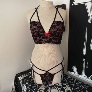 Dreamgirl Heart Lace Strappy Bondage Lingerie Set BNWOT
